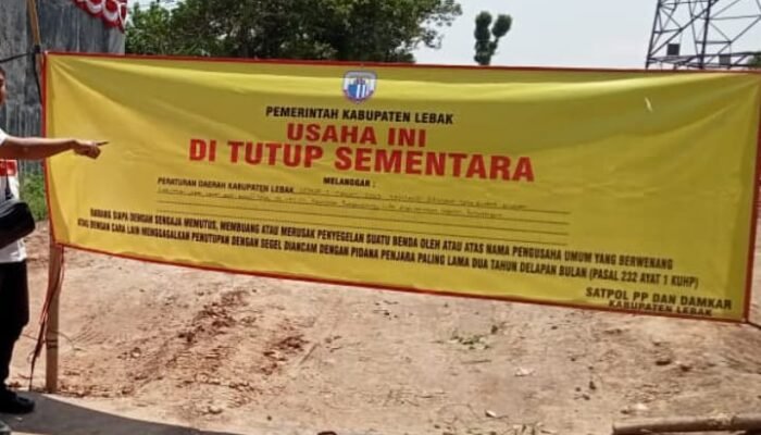 Segel yang Sarat Intrik: Penutupan Galian Tanah Merah Sukamanah Buka Tabir Peran Kades