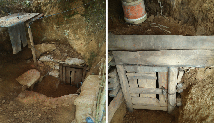Lubang tambang emas ilegal dengan pintu kayu di kawasan Desa Cikamunding, Kecamatan Cilograng, Kabupaten Lebak, Banten.