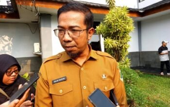 Proyek jalan Ciparay–Cikumpay diduga sarat penyimpangan, Kepala Dinas PUPR Banten dilaporkan ke Kejagung.
