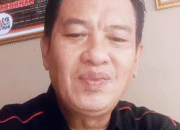 Ketua LSM KARAT, Iwan Hermawan alias Adung Lee, menyoroti dugaan tender prematur dalam Program Bang Andra yang digagas Gubernur Banten Andra Soni.