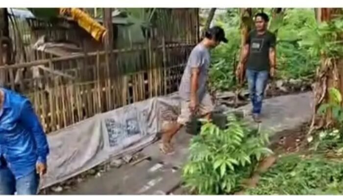 PT PAM Benahi Jalan Kampung Tutul, Warga Desa Diteras Sambut Antusias