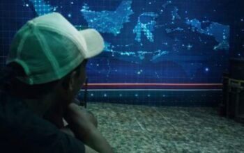 Seorang pria duduk menghadap layar berlatar peta Indonesia dengan tampilan BaralakNusantara.com dan headline “Suara Rakyat Tak Pernah Padam”, menggambarkan komitmen media terhadap kritik dan kepentingan publik.