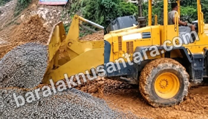 Longsor Tutup Ruas Cipanas–Ciparay, UPTD PJJ Lebak Bergerak Cepat Lakukan Penanganan